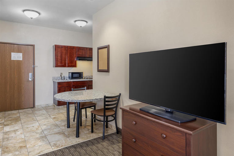 Others 5, Best Western North Edge Inn, Ford