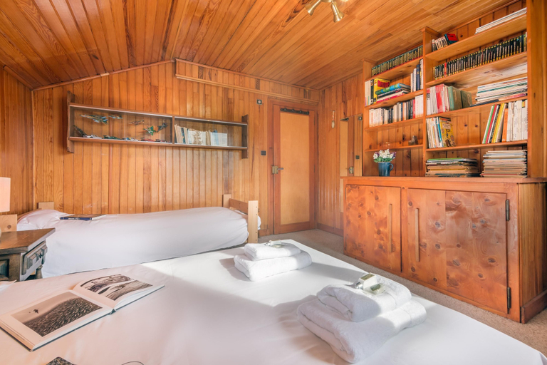 Room 5, Chalet La Remuaz in Le Tour Argenti re, Haute-Savoie