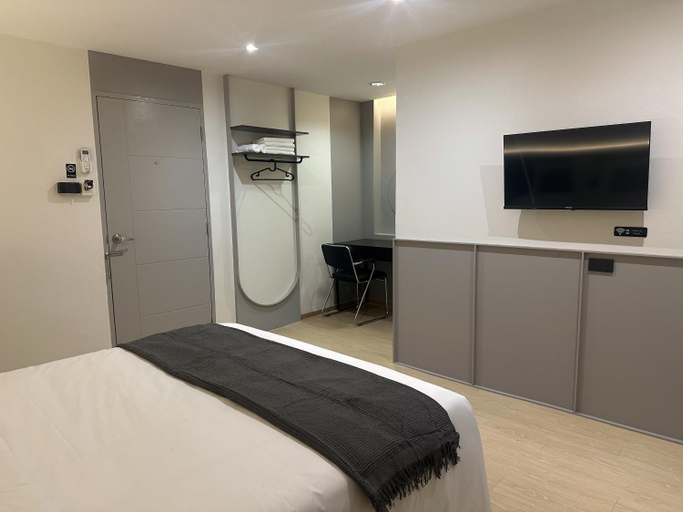 Bedroom 2, Lune bangkok, Prawet