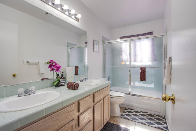 Bathroom 4, Red Rock Poolside Retreat, Clark