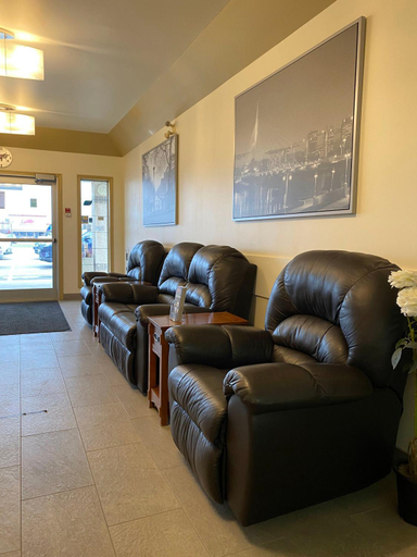 Public Area 2, Sleep Suite Motel, Division No. 2