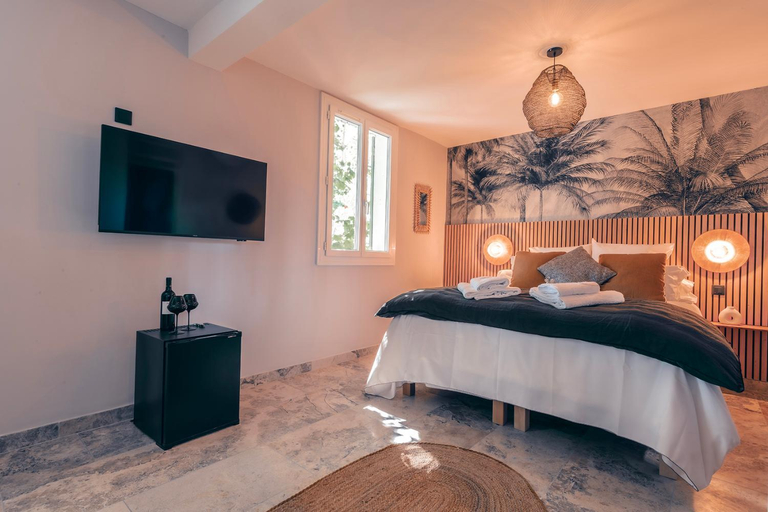 Others 4, Les Suites de l'Etang, Vaucluse