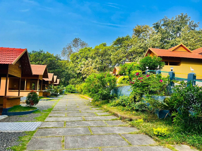 Others 3, Mount View Cottages, Palakkad