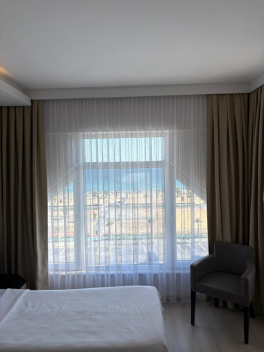 Bedroom 4, Amphora Hotel, Ayvalık