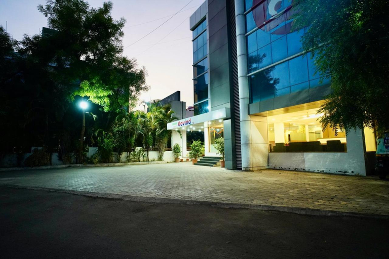 Others 5, Hotel Shri Govind, Ahmadnagar