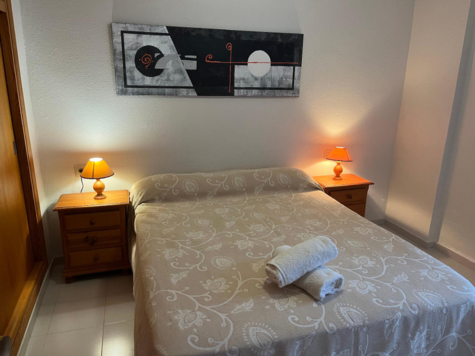 Bedroom 3, Entire house - 2 Bedroom Apartment Front Line Of The Beach, Almería
