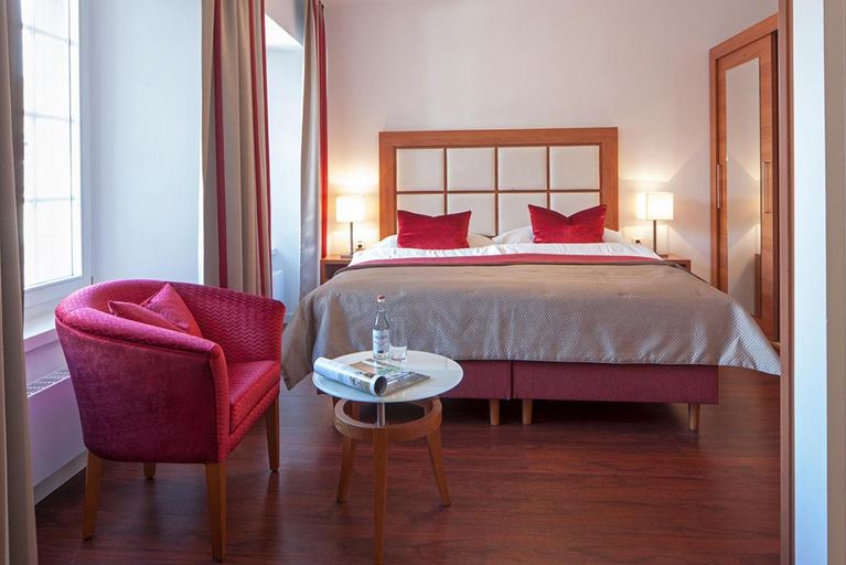 Others 5, Hotel Zur Post, Zurzach