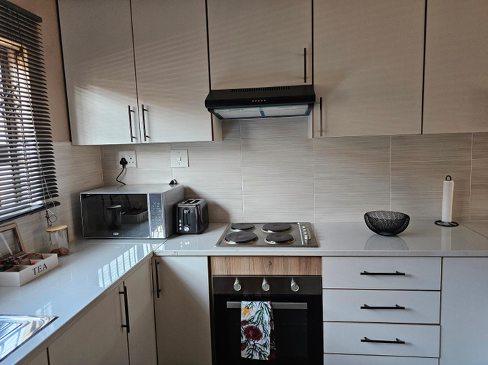 Others 5, Prime Nest Guest Apartments, Ngaka Modiri Molema