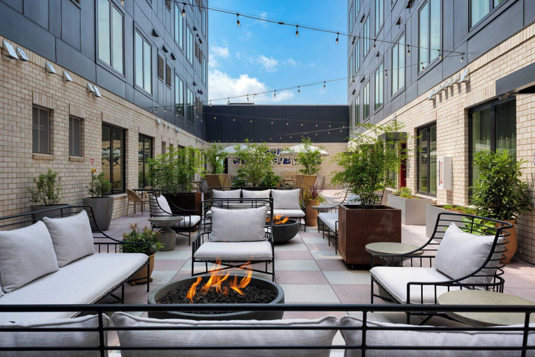 Interior 4, The Gilmore Hotel 3 Private Suites Walkable, Davidson