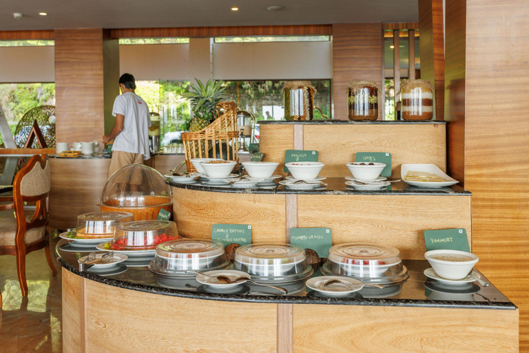 Food & Drinks 5, Amber Dale Luxury Hotel and Spa, Idukki