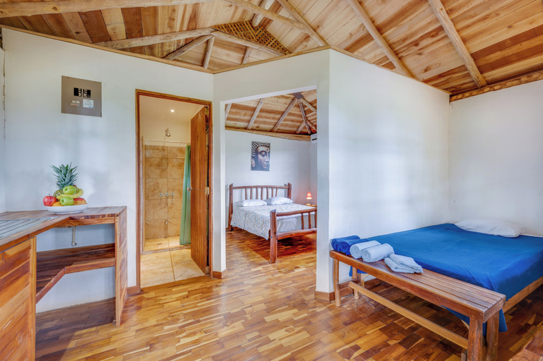 Bedroom 3, El-Sabanero Eco Lodge, Santa Cruz