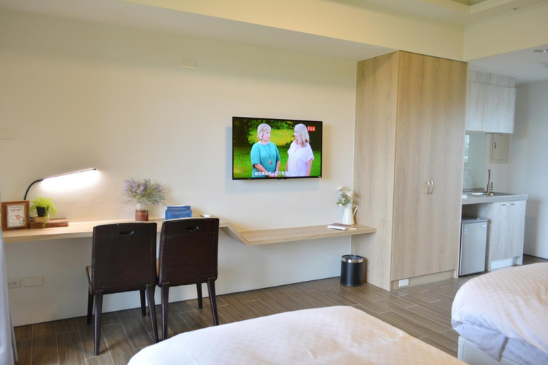 Bedroom, Golden W Hotel, Taichung
