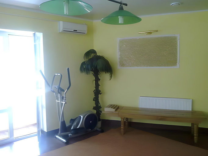 Others 5, Dlya Vseh Motel, Kamianets'-Podil's'ka