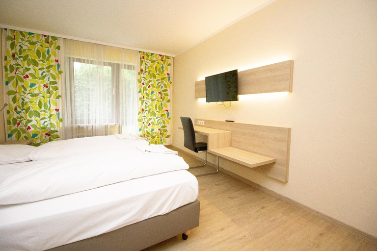 Bedroom 4, Ahorn Hotel, München
