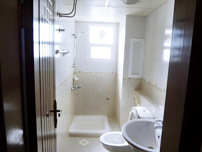 Bathroom 3, Al Murooj Hotel Apartments, Seeb