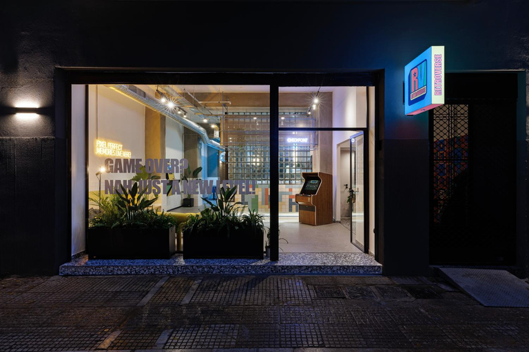 Exterior & Views 2, Retroverse Eccentric Stay, Attica
