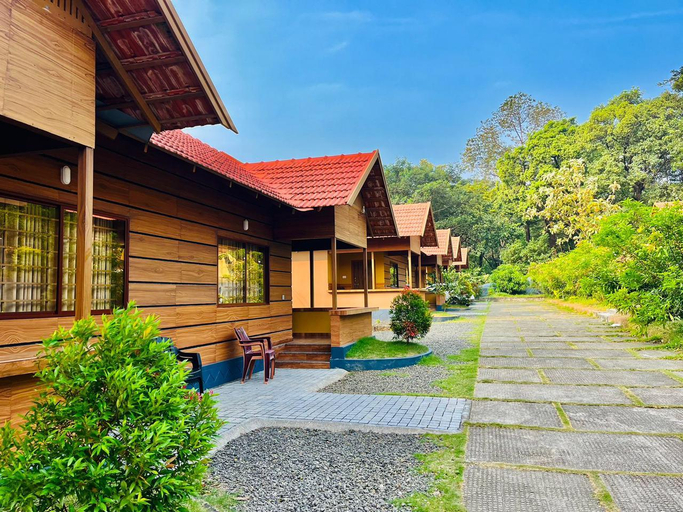 Others 5, Mount View Cottages, Palakkad