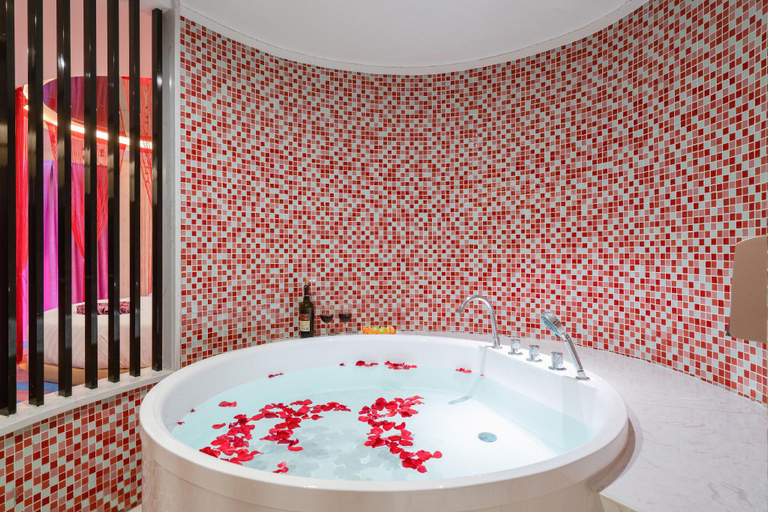 Bathroom 3, Highest Joint Hotels & Resort (Kunming Derun Center), Kunming