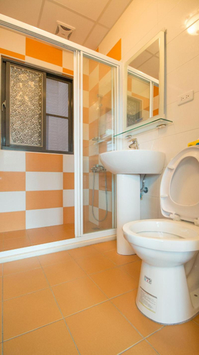 Bathroom 3, Fu Taitung Bed and Breakfast, Taitung