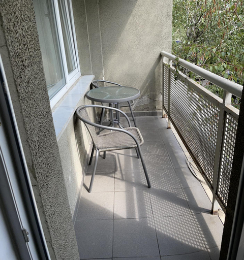 Others 3, Hotel Rotasar, Stolichna