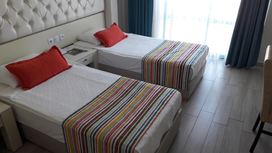 Bedroom 3, Tropical Beach Hotel, Marmaris
