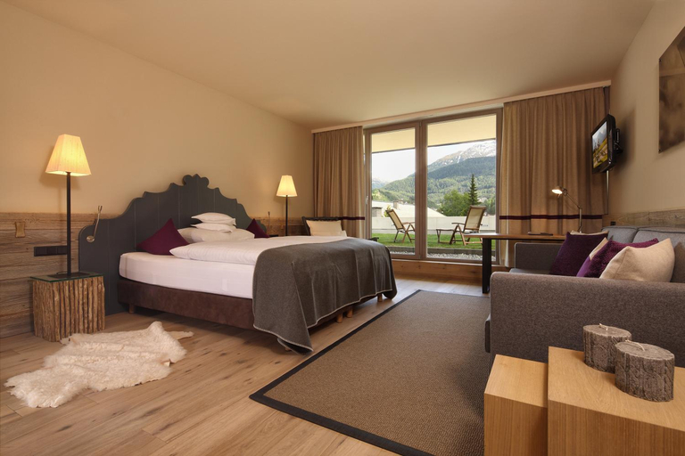 Bedroom 3, Bergland Design- und Wellnesshotel, Imst
