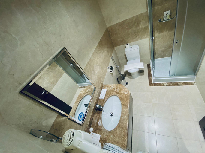 Bathroom 5, Itlalat Uhud Hotel, Al Madinah Al Munawwarah
