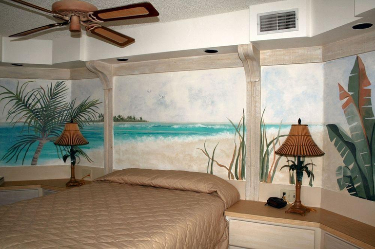 Bedroom 3, Voyager Beach Club, Pinellas