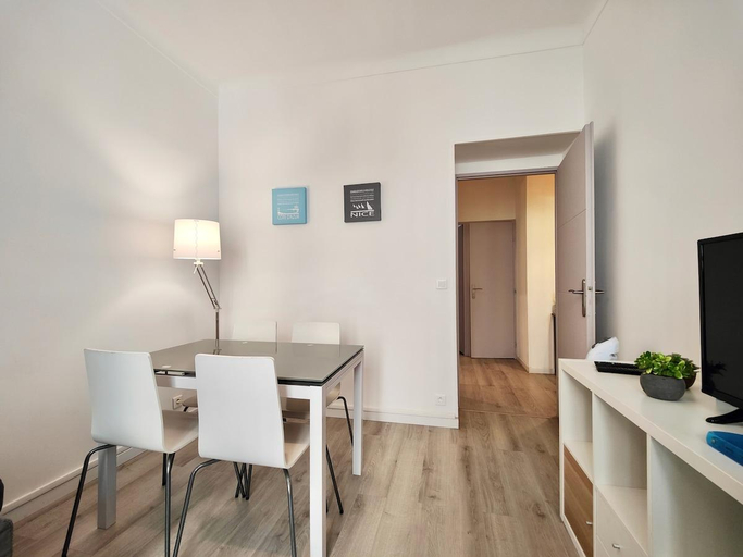 5, Cosy Meyerbeer by Booking Guys, Alpes-Maritimes