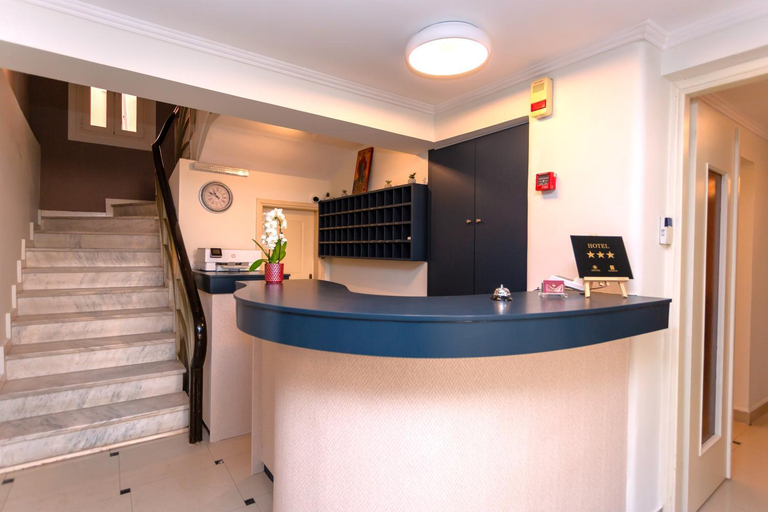 Public Area, Hotel Kosmopolit, Peloponnese
