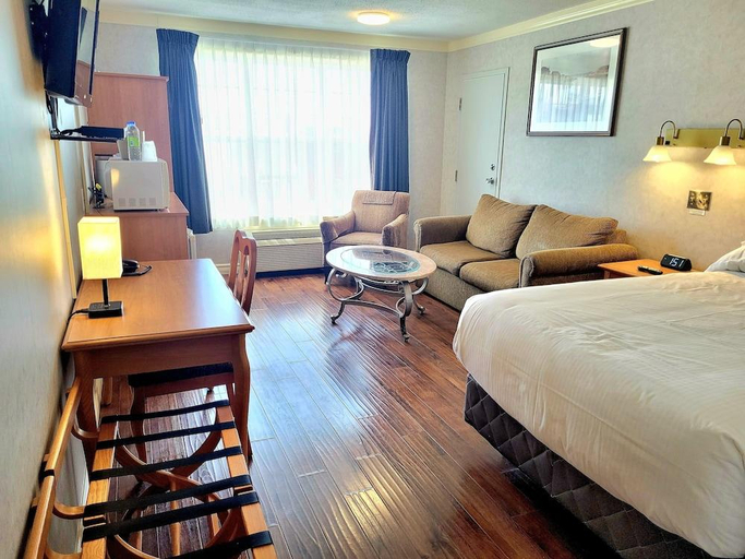 Bedroom 3, Claymore Inn and Suites, Antigonish