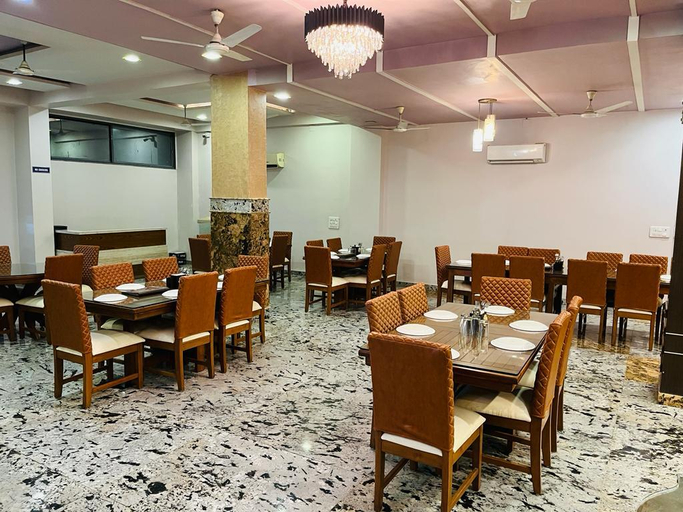 Food & Drinks 4, Hotel Royal Heritage, Sirohi