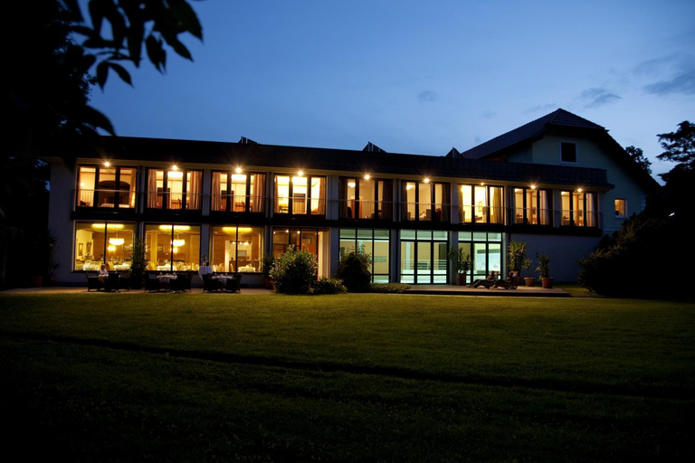 Others 5, Hotel Alhartinger Hof, Linz Land