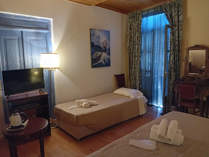 Bedroom 4, Dias Hotel, Peloponnese