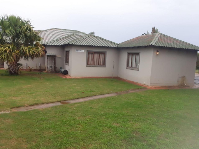 Exterior view 3, Loding Lodge, Nkangala