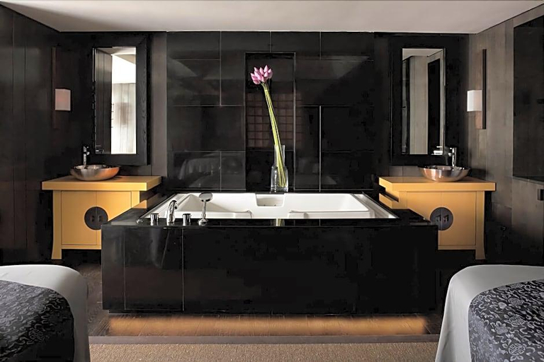 Bathroom 4, Four Seasons Hotel Shanghai, Shanghai