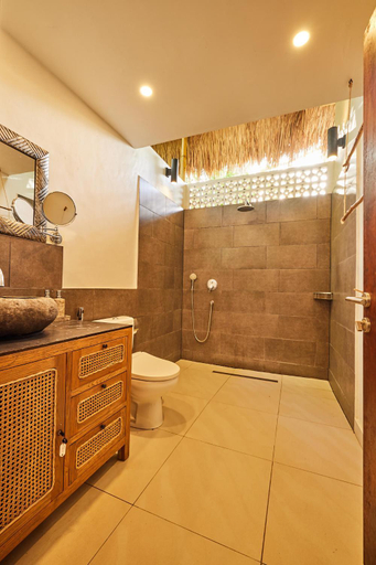 Bathroom 2, 360 Surf Lodge, Lombok