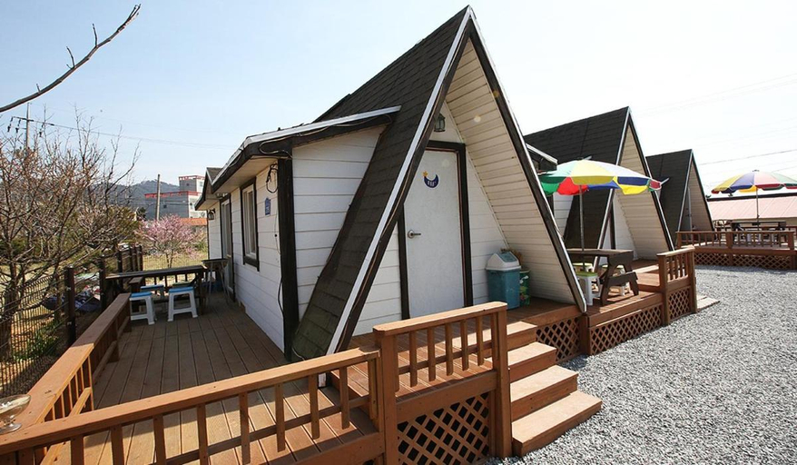 Others 5, Cheonripo Eunhasoo Pension, Taean