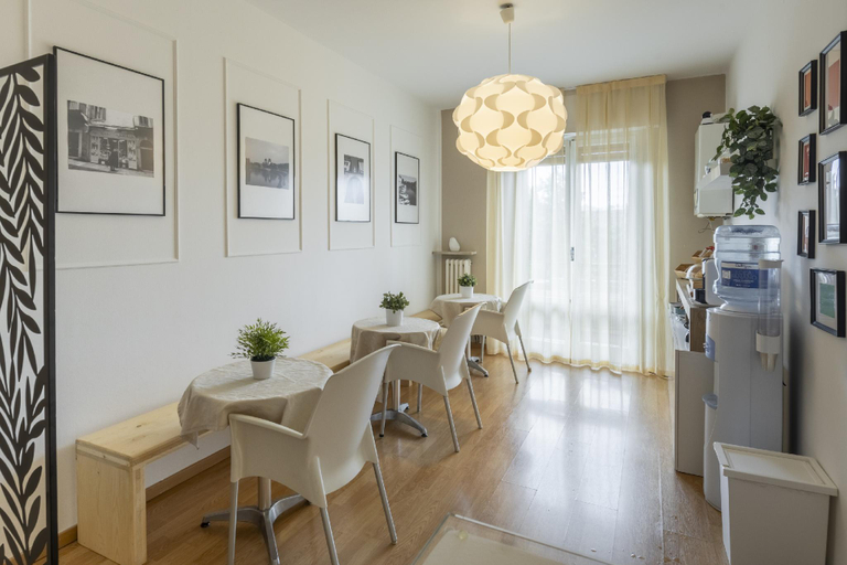 Others 2, Mariclà Boutique Rooms with Balcony & Free Parking, Verona