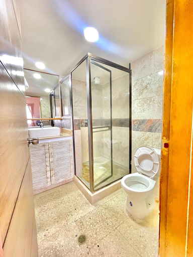 Bathroom 3, Hotel Torre Primavera, Medellín
