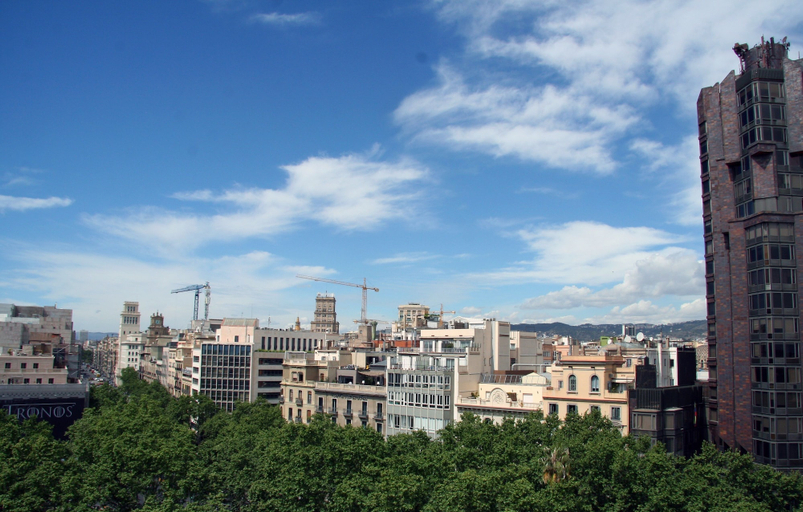 Others 3, Apartamentos Mayerling Bisbe Urquinaona, Barcelona