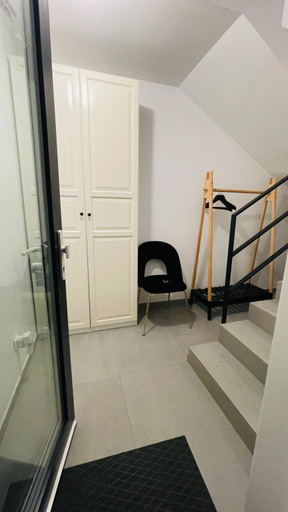 Others 5, House FLOW, 3 room, free 2 parking, Bratislava II
