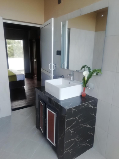 Bathroom 4, Tea Mount Forest, Nuwara Eliya