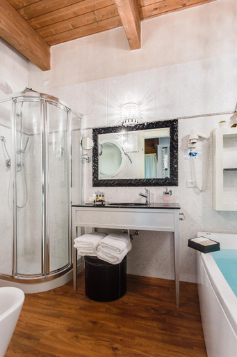 Bathroom 4, Hotel Il Gabbiano, Forli' - Cesena