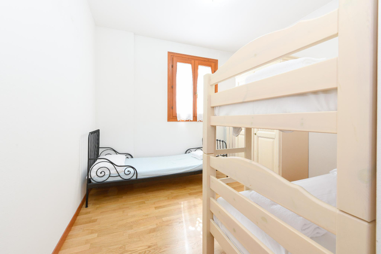 Bedroom 3, Olive Escape Residence, Brescia