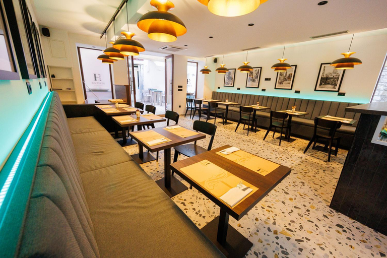 Food & Drinks 5, Prestige Rooms, Zadar