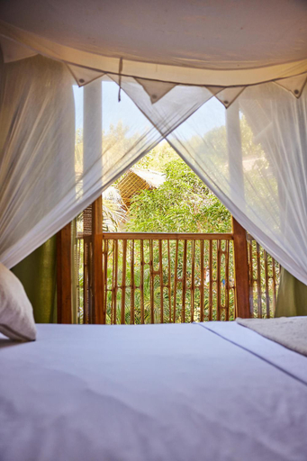 Bedroom 3, 360 Surf Lodge, Lombok