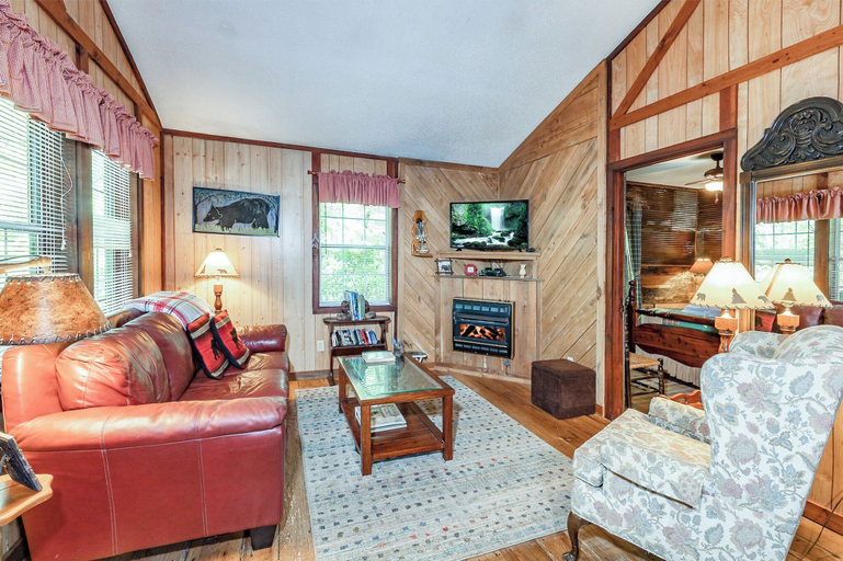 Others 4, The Cabins at Seven Foxes, Transylvania