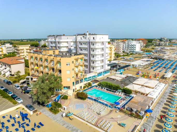 Exterior & Views 1, Bikini Tropicana Family Hotel, Ravenna