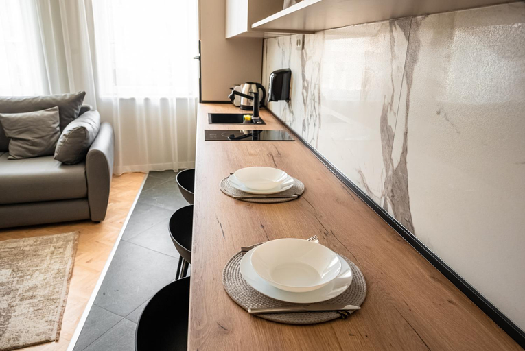 Others 4, Bitola Apartments